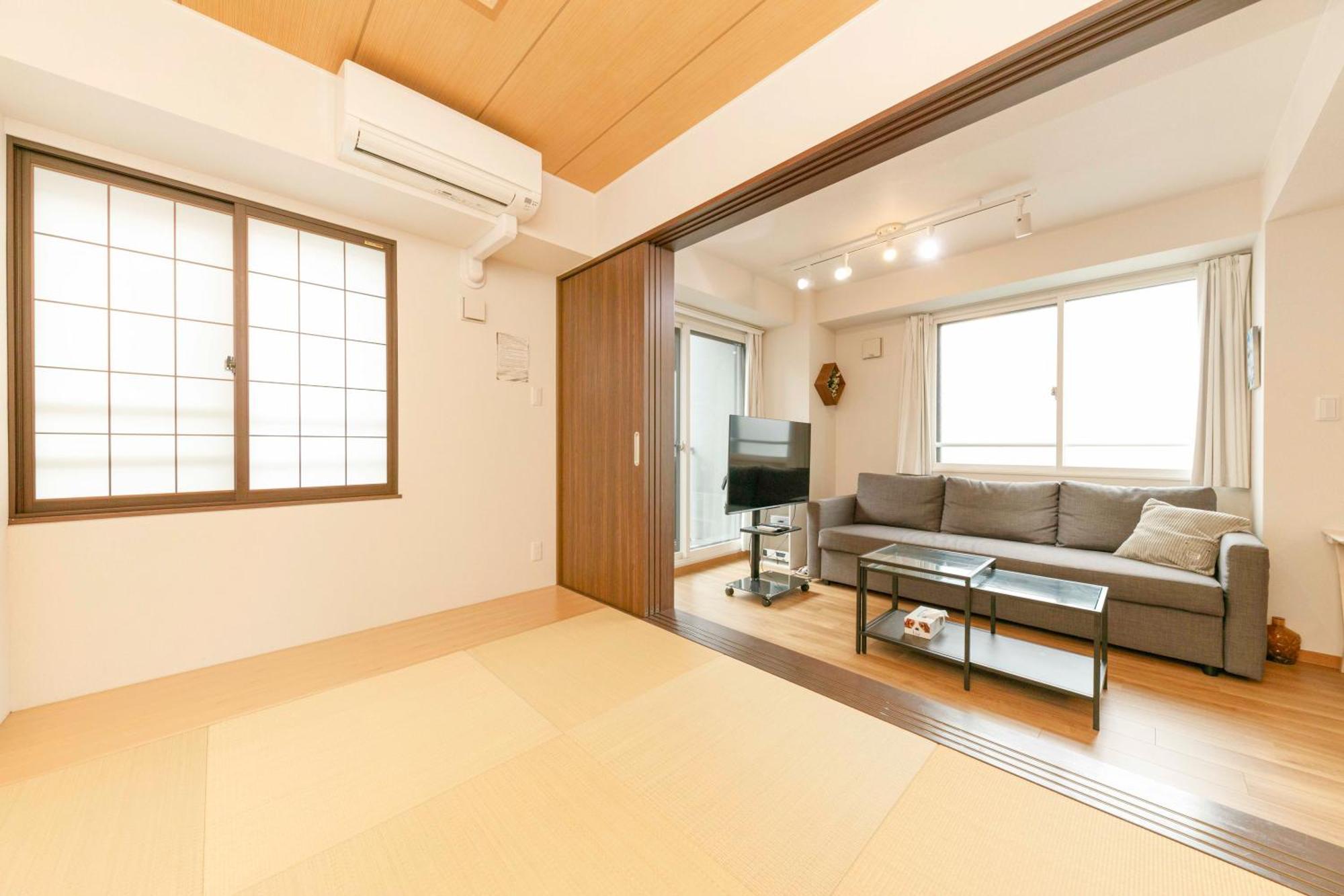 Gamadas Bld Tokio Habitación foto