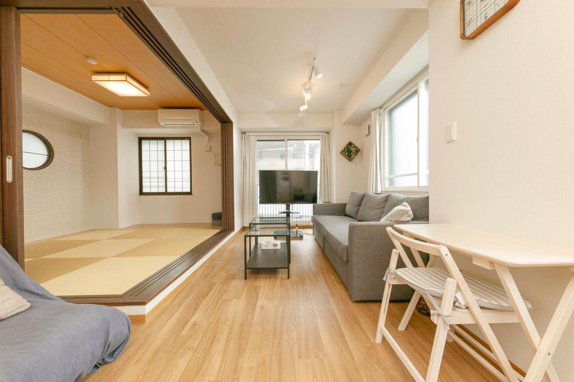 Gamadas Bld Tokio Habitación foto